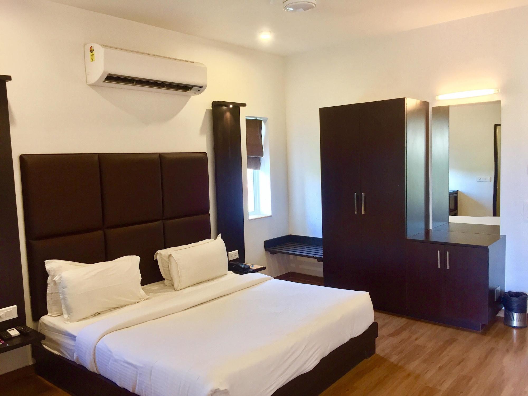 Sinq Beach Resort Calangute Zewnętrze zdjęcie