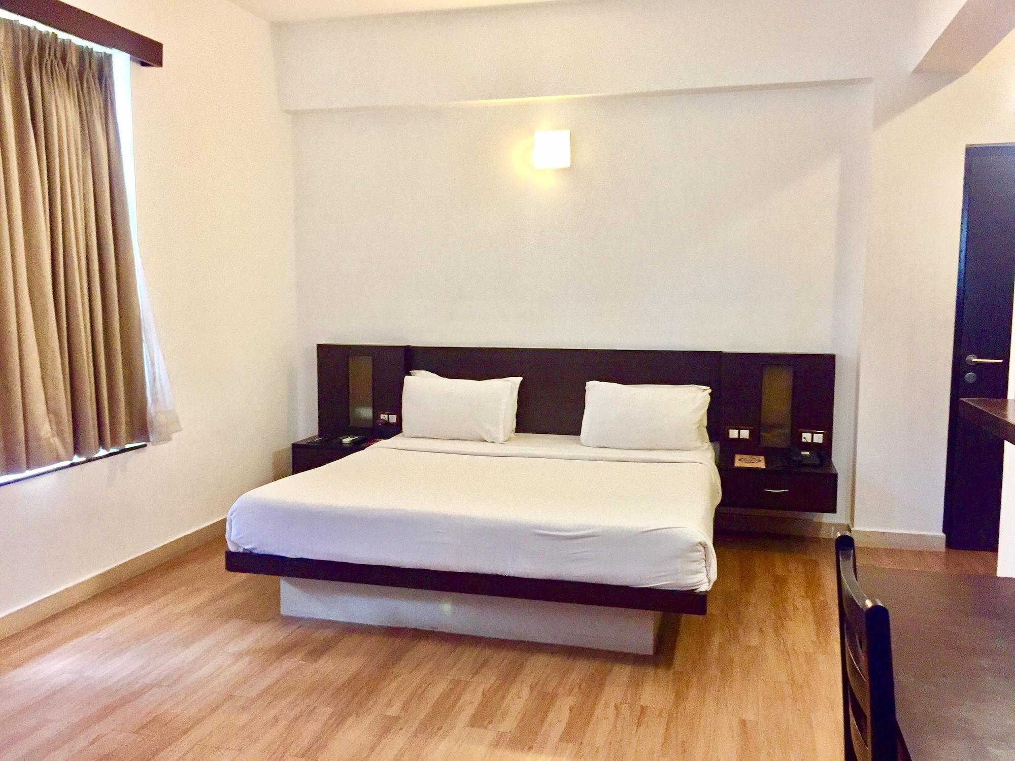 Sinq Beach Resort Calangute Zewnętrze zdjęcie